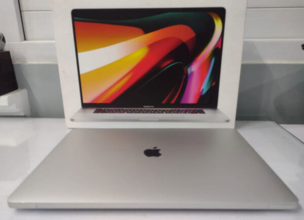 mackbook-i7