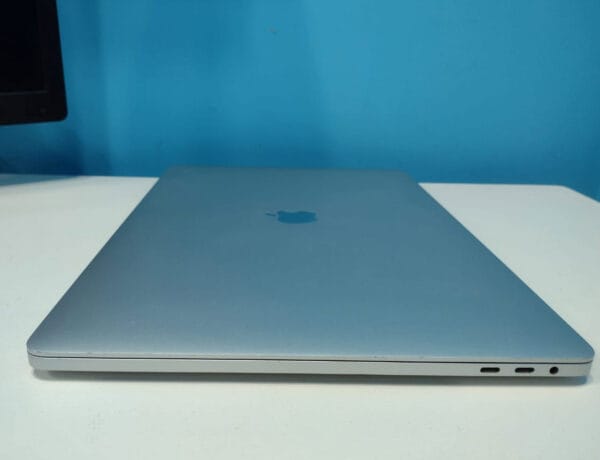3Macbook-2019