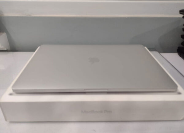 mackbook-i7