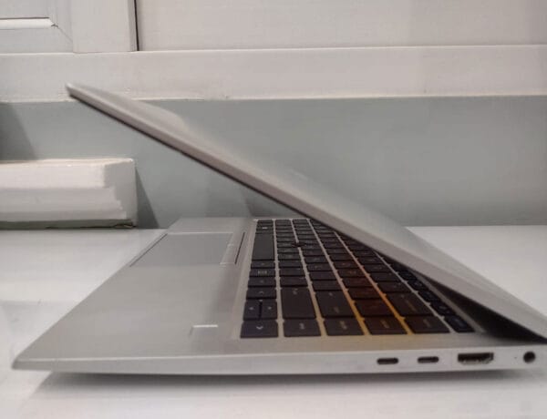 HP-Elitebook-840-G7-3
