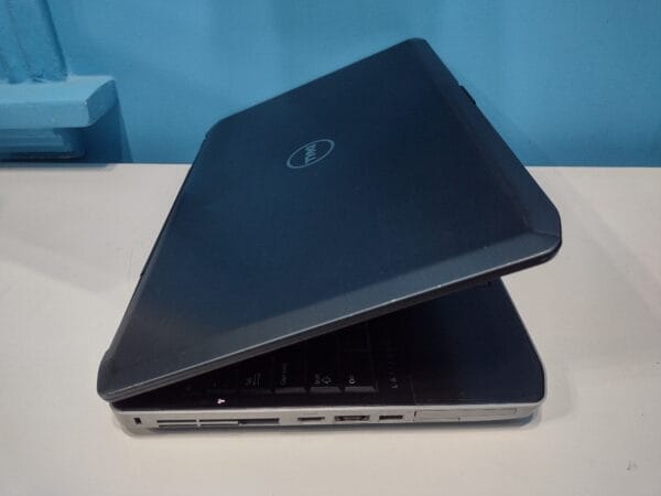 Dell E5530