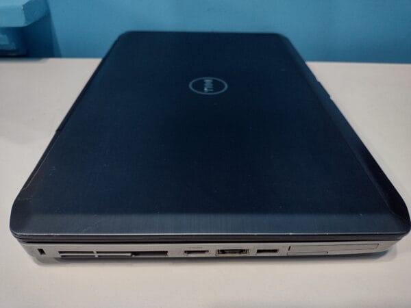 Dell E5530
