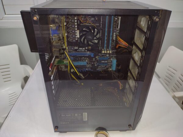 ASUS F2A55-M Gaming PC