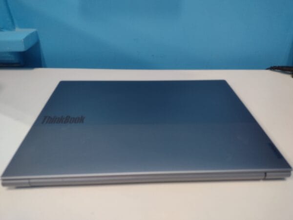 Lenovo Ultra 7